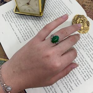Silver Tone Green Stone Ring Size 6.75